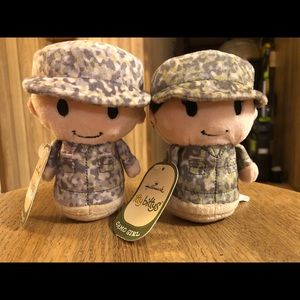 Itty Bitty soldier couple collectibles